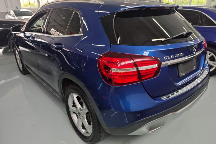 Used Mercedes-Benz GLA 2018 GLA 200 Sport Edition Rear Left 45 Deg