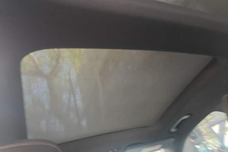 Used Mercedes-Benz GLC 2017 GLC 260 4MATIC Dynamic Edition Headliner