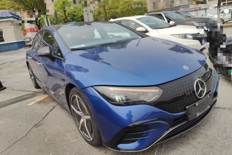 Used Mercedes-Benz EQE 2022 350 First Edition Special Version Front Right 45 Deg