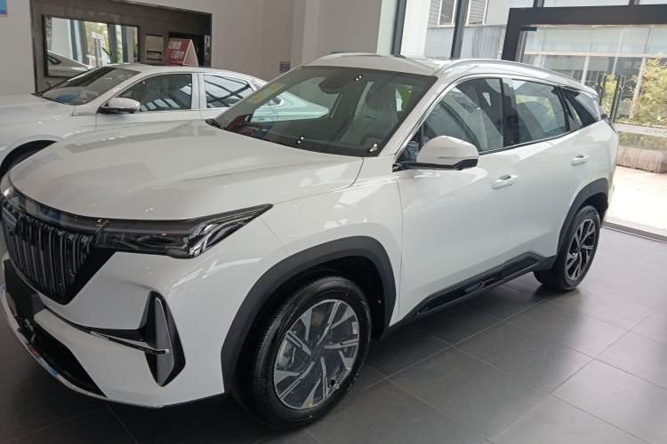 Used Geely Auto FX11 2025 4th Generation 1.5TD DCT – The Start