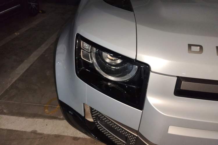 Used Land Rover Defender 2022 110 P400 X-DYNAMIC HSE
