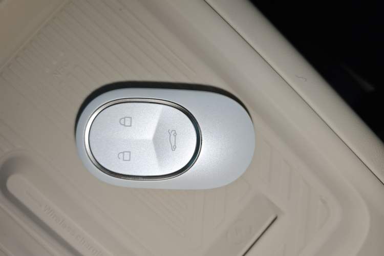 Used Nio ES6 2025 75 kWh
