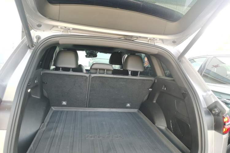 Used Geely Auto Monjaro L 2024 2.0TD High-Power Automatic Two-Wheel Drive Skyline Edition
