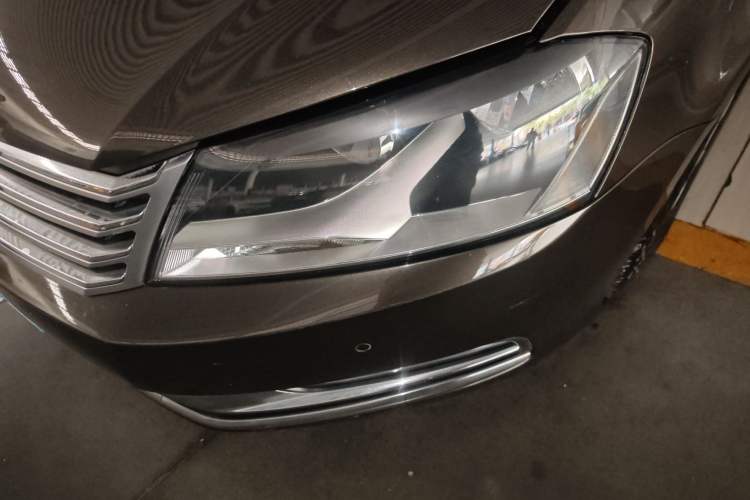 Used Volkswagen Magotan 2015 1.8TSI Advanced Model Left Front Headlight