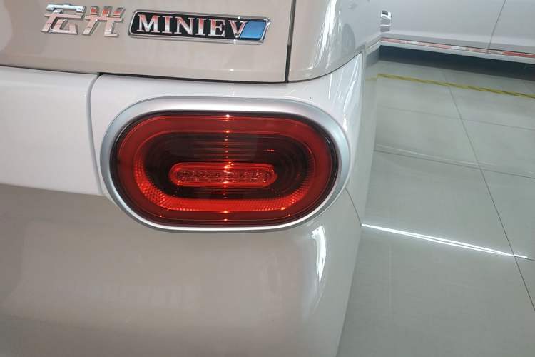 Used Wuling Hongguang MINIEV 2024 3rd Generation 215km Youth Edition