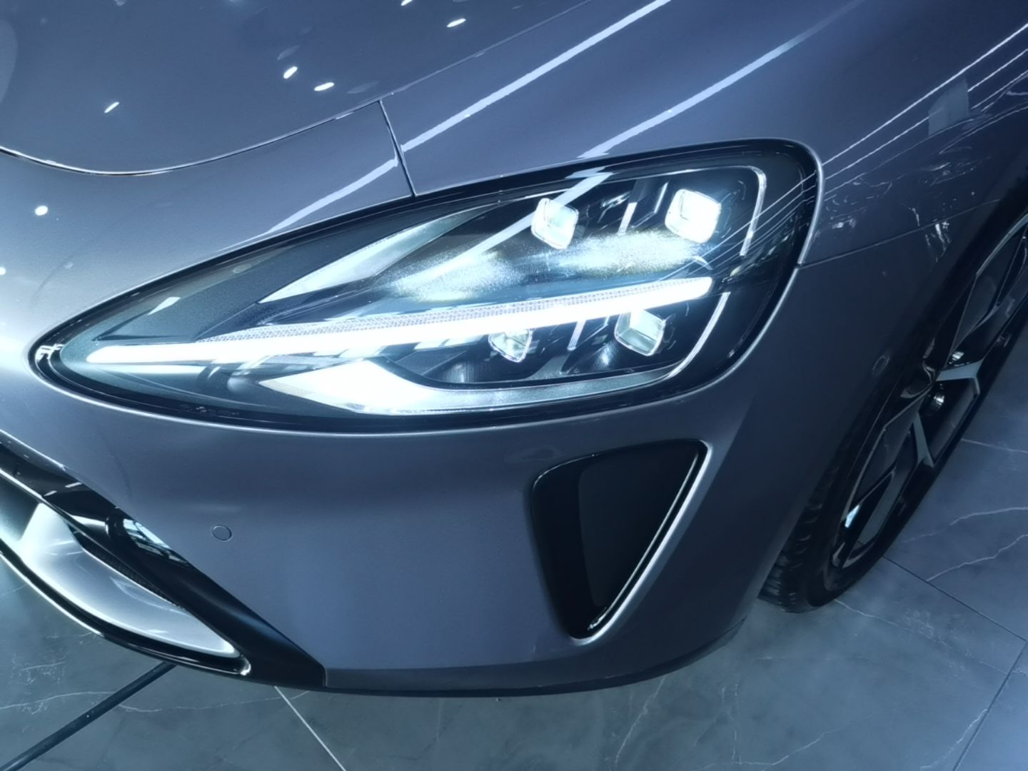 Xiaomi Auto SU7 2024 Rear-Drive Long-Range Intelligent Driving Version — снимка 8