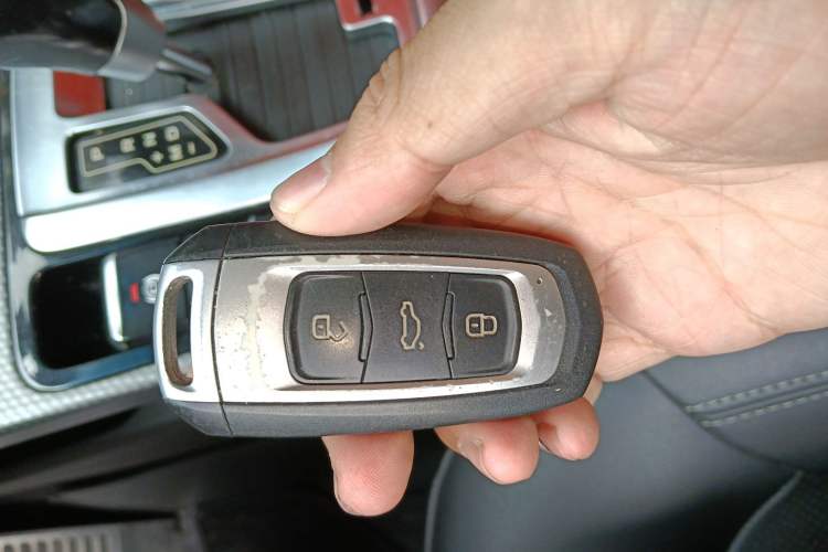 Used Geely Auto Emgrand GS 2017 Sport Edition 1.3T Automatic Smart Connectivity Model