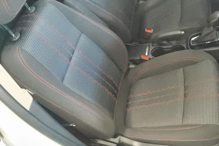 Used Buick Encore 2018 18T Automatic Two-Wheel Drive Urban Leading Model