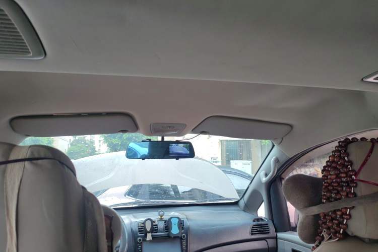 Used Wuling Zhengcheng 2015 1.8L Comfort Model LJ479QE2
