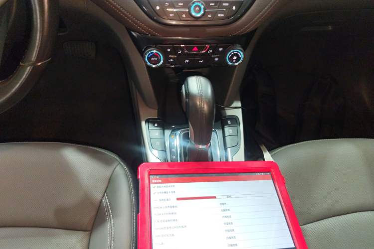 Used Chevrolet Malibu 2018 530T Automatic Luxury Edition Gear Lever