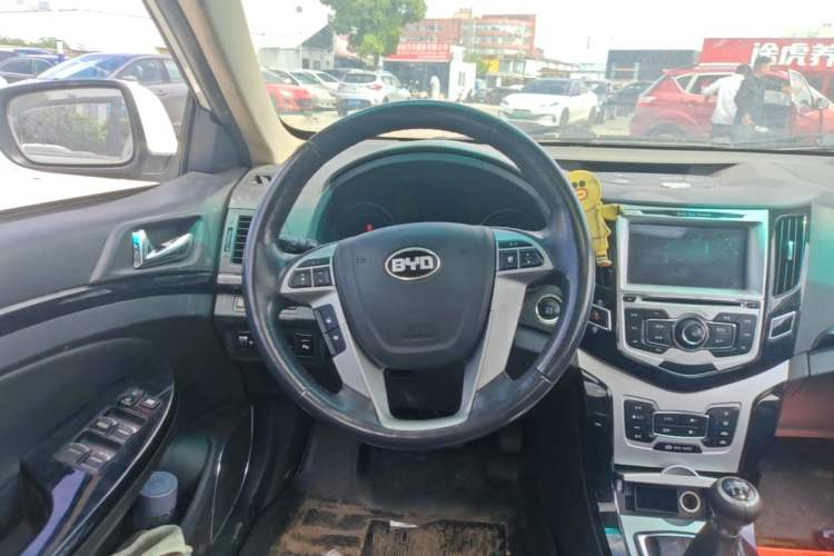 Used BYD Surui 2014 1.5L Manual Luxury Model