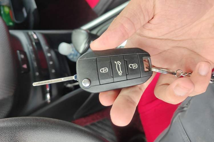 Used Peugeot 2008 2014 1.6L Automatic Fashion Edition
