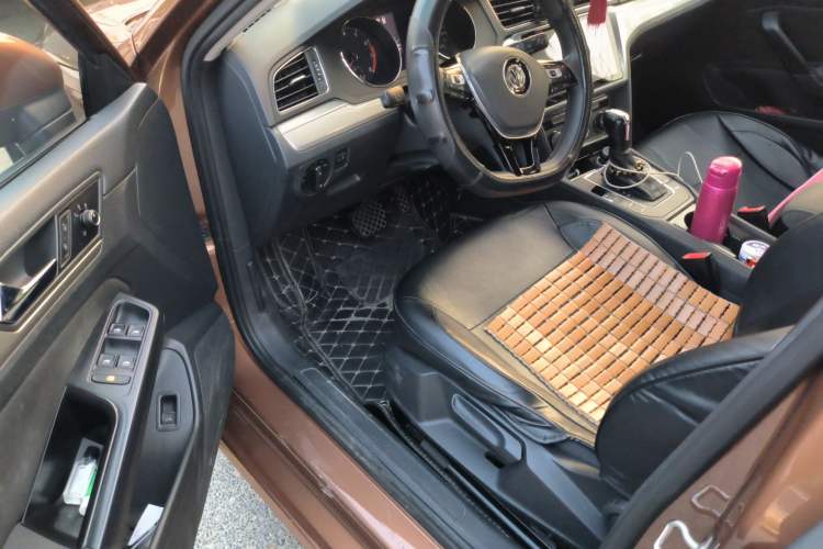 Used Volkswagen Lamando 2017 230TSI DSG Fashion Edition