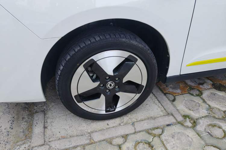 Used Dongfeng Aeolus E70 2023 Revised PRO Smart Drive Version
