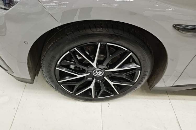 Used BYD Han 2025 DM-i Intelligent Driving Edition 125KM Prestige Model
