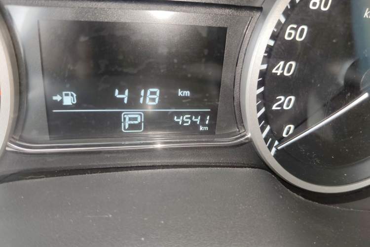 Used Nissan Sylphy 2024 Classic 1.6XE CVT Comfort Edition Odometer Close Up