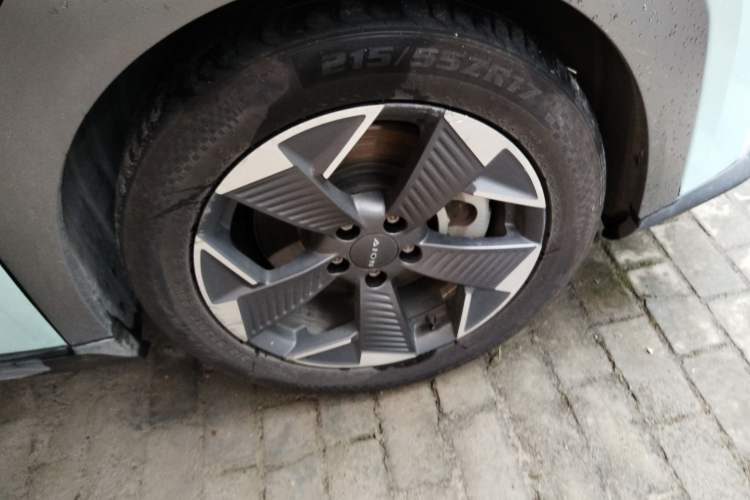 Used AION Y 2022 70 Intelligent Edition Lithium Iron Phosphate
