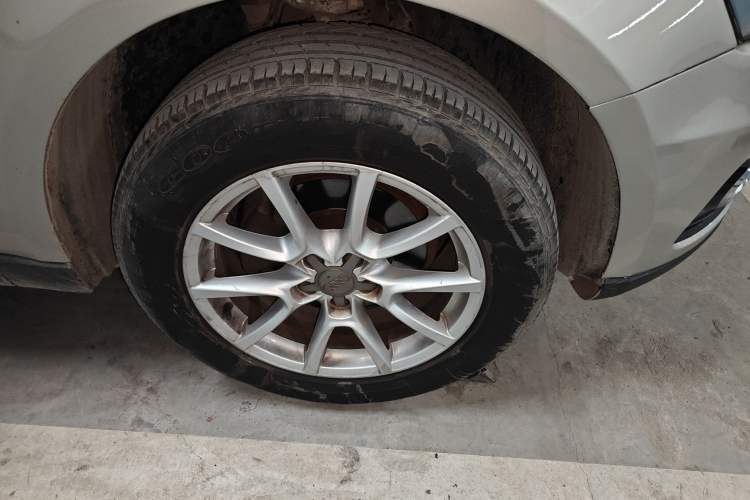 Used Audi Q5 2015 40 TFSI Technology Edition
