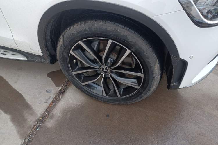 Used Mercedes-Benz GLC 2021 GLC 300 L 4MATIC Dynamic Model Right Front Wheel Hub