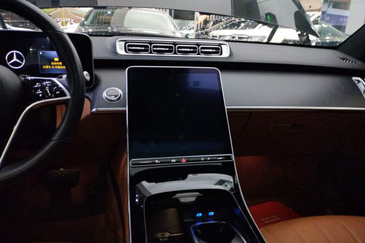 Used Mercedes-Benz S-Class 2023 S 400 L Business Model
