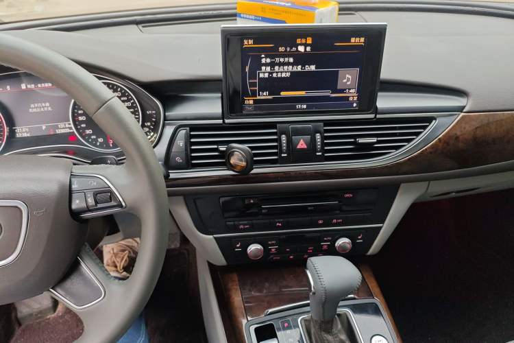 Used Audi A6L 2012 30 FSI Comfort Model
