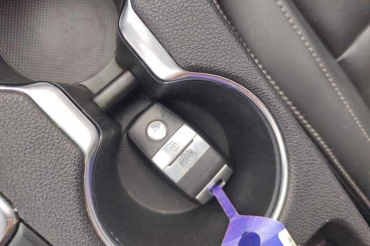 Used Kia KX5 2016 2.0L Automatic 2WD GLS Interior 1