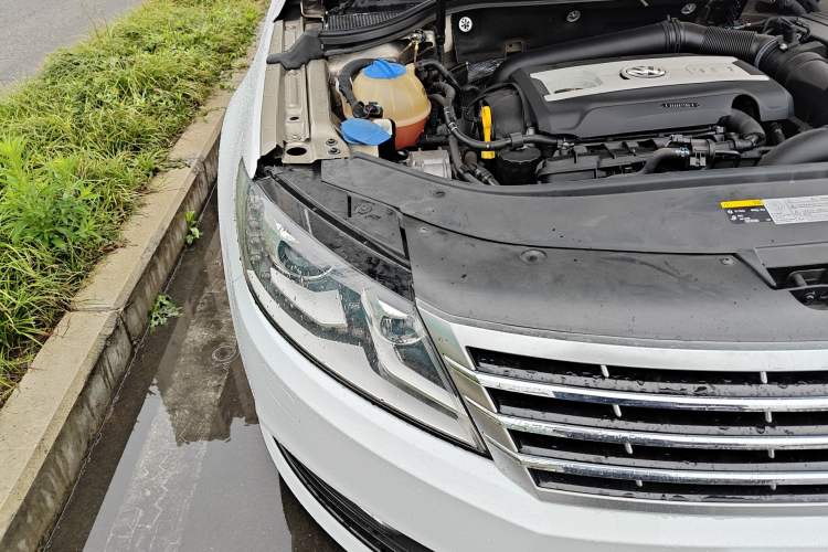 Used Volkswagen FAW-Volkswagen CC 2016 1.8TSI Luxury Model
