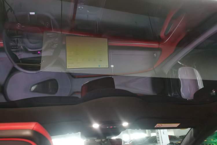 Used Xiaomi Auto SU7 2024 Four-Wheel Drive Ultra-Long Range Advanced Intelligent Driving Max Edition Headliner