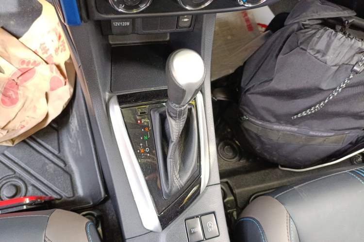 Used Toyota Levin 2018 185T CVT Luxury Edition China V Standard Gear Lever