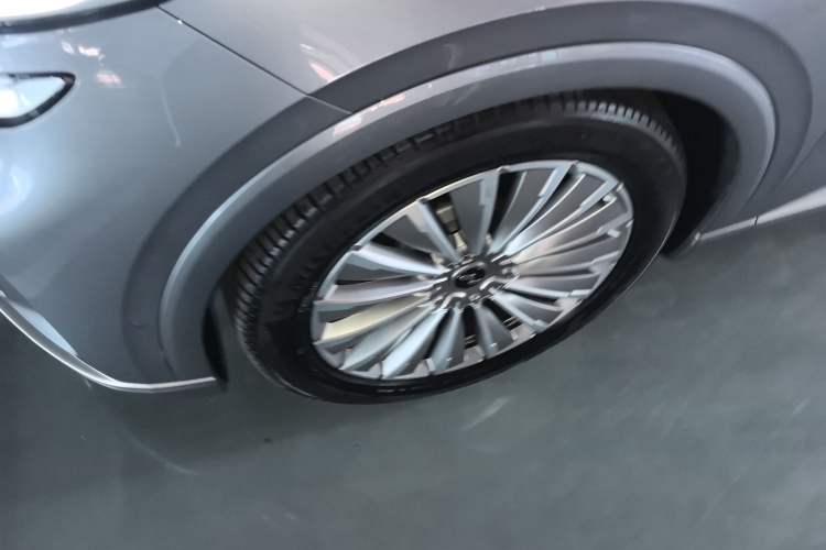 Used ONVO Luxeed L90 2025 Model—Max Six-Seater Version