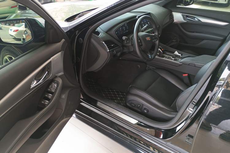 Used Cadillac CT5 2023 28T Prestige Model
