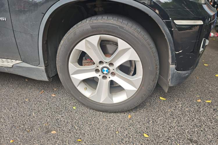 Used BMW X6 2009 xDrive35i Right Front Wheel Hub