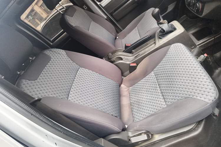 Used Wuling Rongguang New Truck 2019 1.5L Double-Cab China VI L3C Right Front Seat