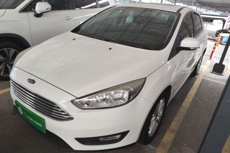 Used Ford Focus 2018 Sedan Classic 1.6L Automatic Trendy SmartDrive Edition Guazi used car, China used car export, Used car for sale, Used cars, Cheapest cars for sale