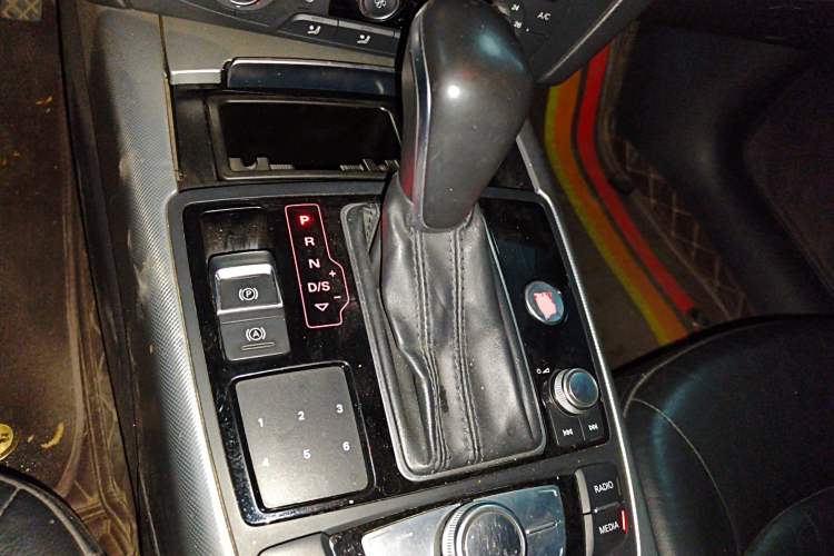 Used Audi A6L 2017 TFSI Technology Edition Gear Lever