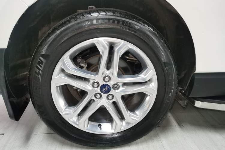 Used Ford Edge 2016 EcoBoost 245 Two-Wheel-Drive Titanium 7-Seater