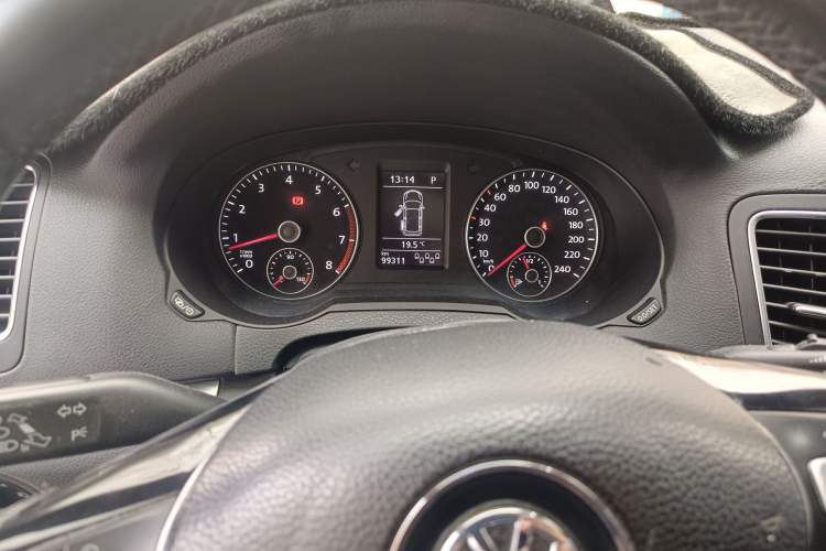 Used Volkswagen Sharan 2016 280TSI Enjoyment Model 7-Seater Instrument Cluster