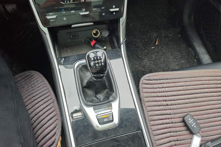 Used Changan CS75 2020 280T Manual Elite Version China VI
