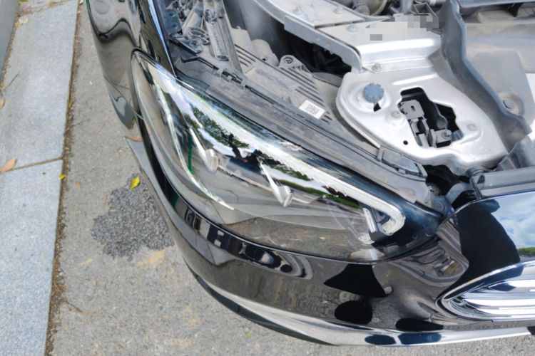 Used Mercedes-Benz E-Class 2021 E 300 L Stylish Model
