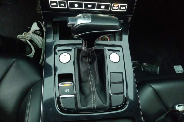 Used Hongqi H5 2018 30TD Dynamic Edition