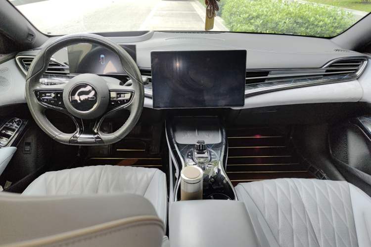 Used BYD Seal 2022 700 km Long-Range Rear-Wheel-Drive Version