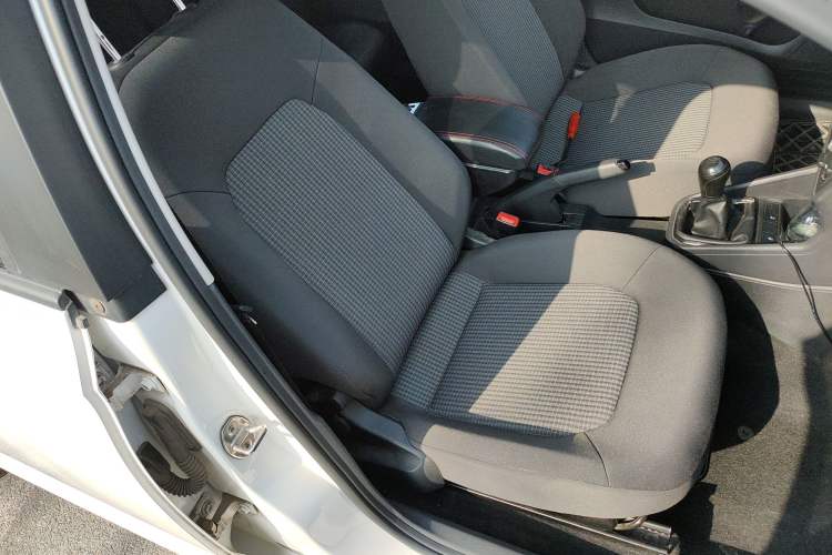 Used Volkswagen Santana 2019 1.5L Manual Fashion Edition China VI Standard Right Front Seat