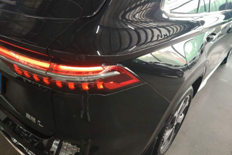 Used Geely Auto Monjaro L 2021 2.0TD DCT EVO Two-Wheel Drive Prestige Version Right Rear Taillight