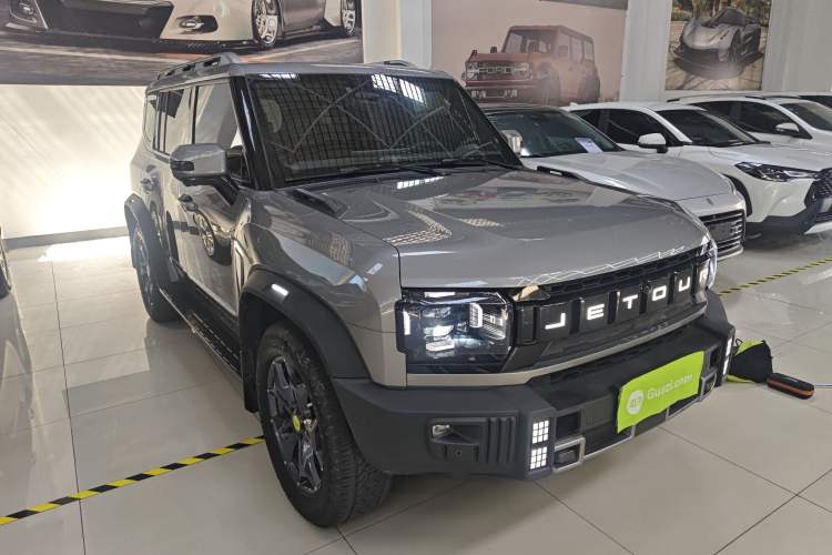 Used JETOUR Traveler 2023 2.0T All-Wheel Drive CrossPRO+