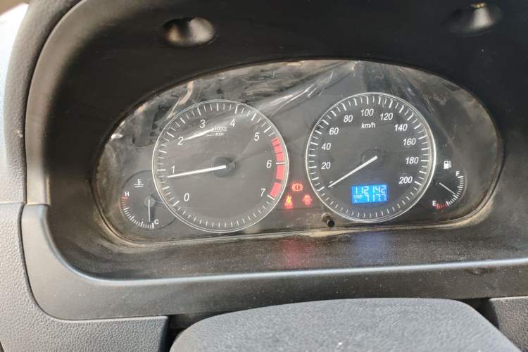 Used BAIC Weiwang M20 2014 1.5L Basic Version DAM15DL Instrument Cluster