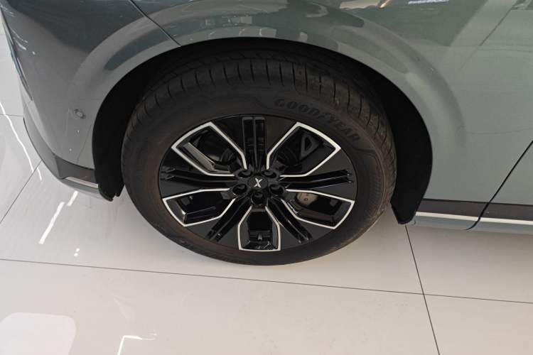 Used XPeng G9 2025 625 Long-Range Max
