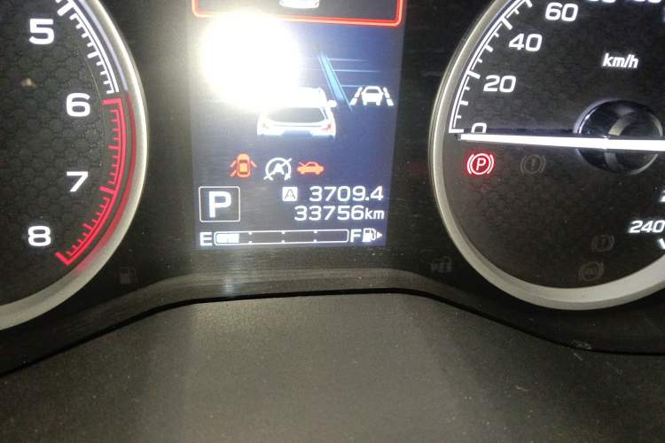 Used Subaru Forester 2019 2.0i Luxury Edition EyeSight Odometer Close Up