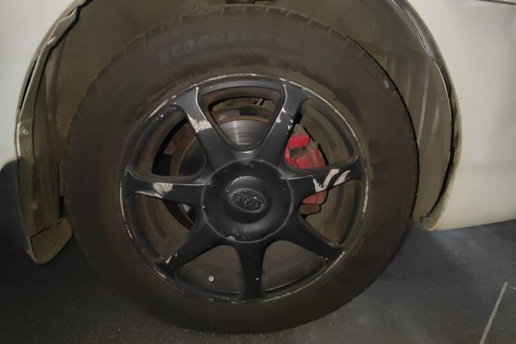 Used BYD F3R 2008 1.6L Automatic Transmission Right Front Wheel Hub