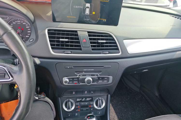 Used Audi Q3 2015 35 TFSI Comfort Model