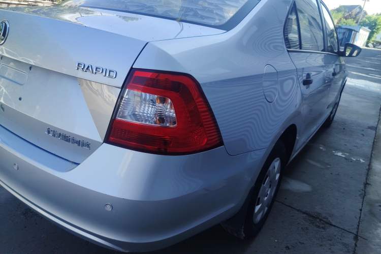 Used Skoda Rapid 2016 1.4L Manual Front-Wheel Drive Model